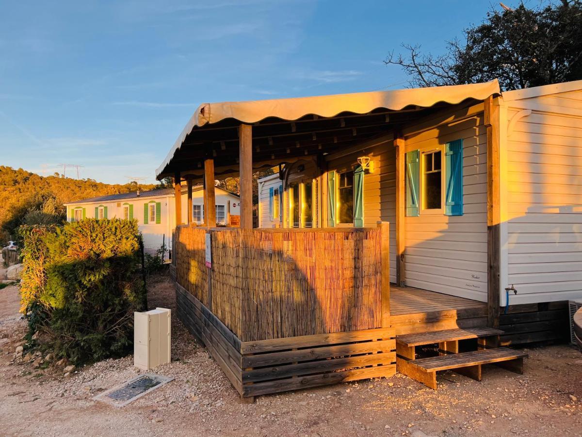 Joli Mobil-Home De Vacances, Ideal Pour Les Familles Rocbaron Exterior photo